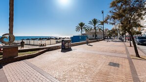 Property grounds - MalagaSuite First Line Beach Terrace (Fuengirola)