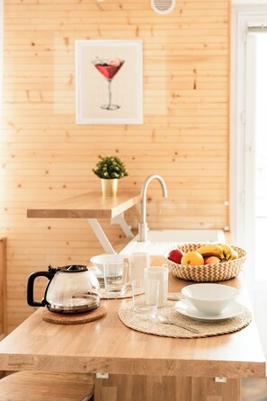 Interior - Cozy Refuge des Hirondelles 5 minutes from the train station, 10 minutes from the lake with garage (Annecy)