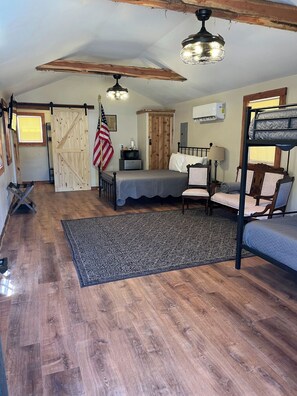 Family Bungalow, Garden View | Free WiFi, bed sheets