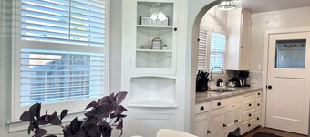 Cozy 2BD/1BR Home with Washer & Dryer