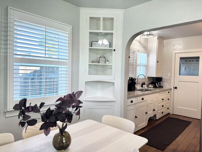 Cozy 2BD/1BR Home with Washer & Dryer