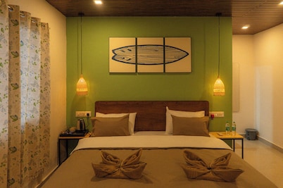 Lagoon Stays Gokarna