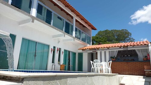 Anchor of Dreams Townhouse with Private Pool, Beautiful View, and Perfect Location