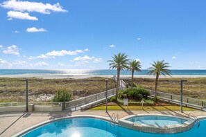 Condo, nhiều giường (Spanish Key 107) | Hồ bơi | Hồ bơi ngoài trời 