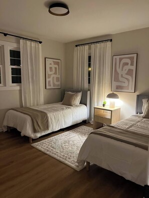 Internet, bed sheets