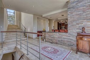 Interior - The Eden luxury manor, Sandton (Sandton)