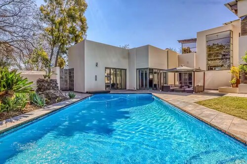 The Eden luxury manor, Sandton