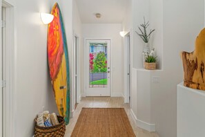 Interior - Mana Wahine by Gather: Garden Condo w/ Mountain Views & Pool Access (Princeville)