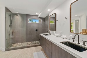 Hair dryer - Mana Wahine by Gather: Garden Condo w/ Mountain Views & Pool Access (Princeville)