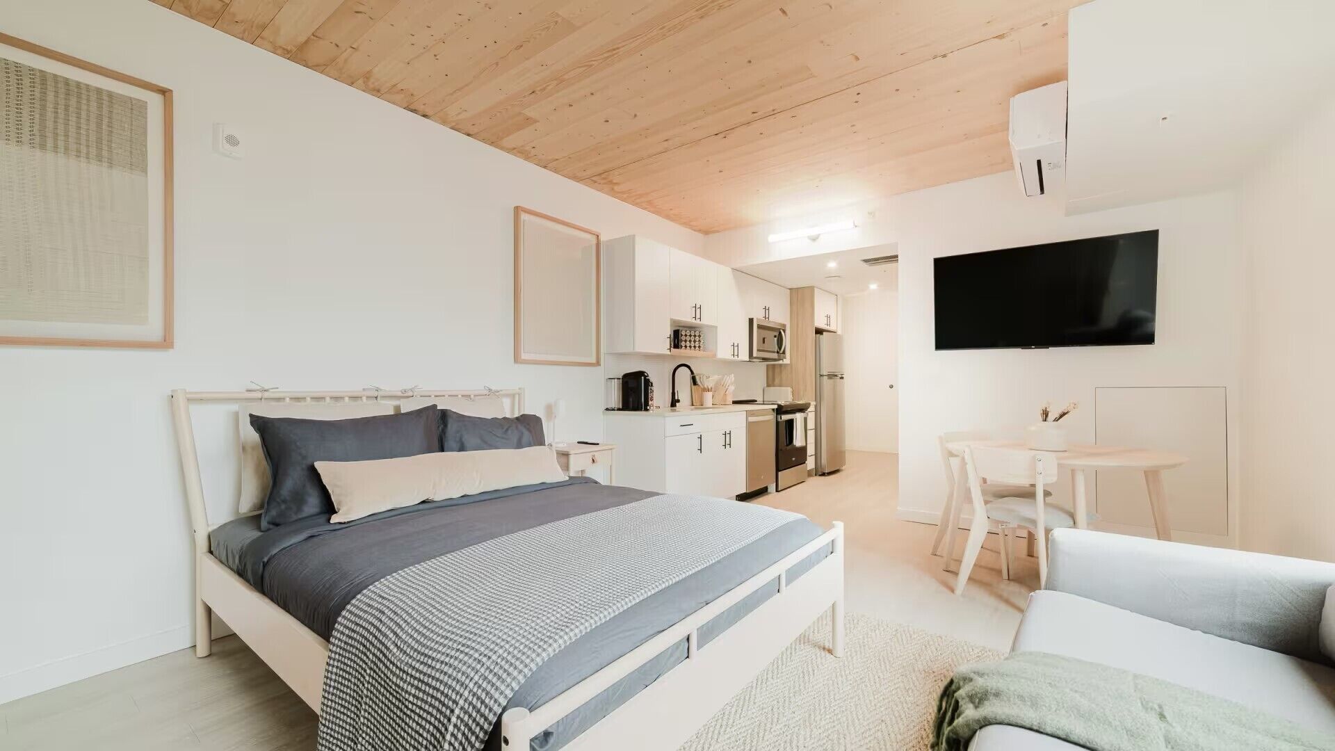 Estudio (Suite) | Wifi gratis y ropa de cama 