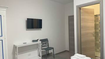 StrykjÀrn/strykbrÀda, wi-fi och sÀngklÀder