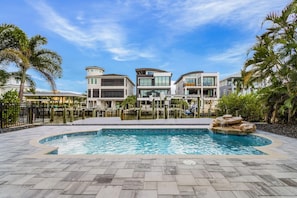 Pool - Cask and Cocoa (Fort Myers Beach)