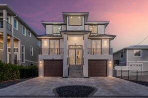 House, Multiple Beds (Cask and Cocoa) | Exterior - Cask and Cocoa (Fort Myers Beach)
