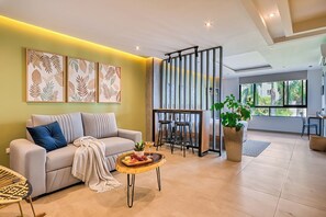 Een 55-inch smart-tv met digitale zenders