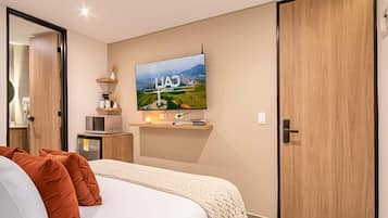 Apartment | In-room safe, free WiFi, bed sheets