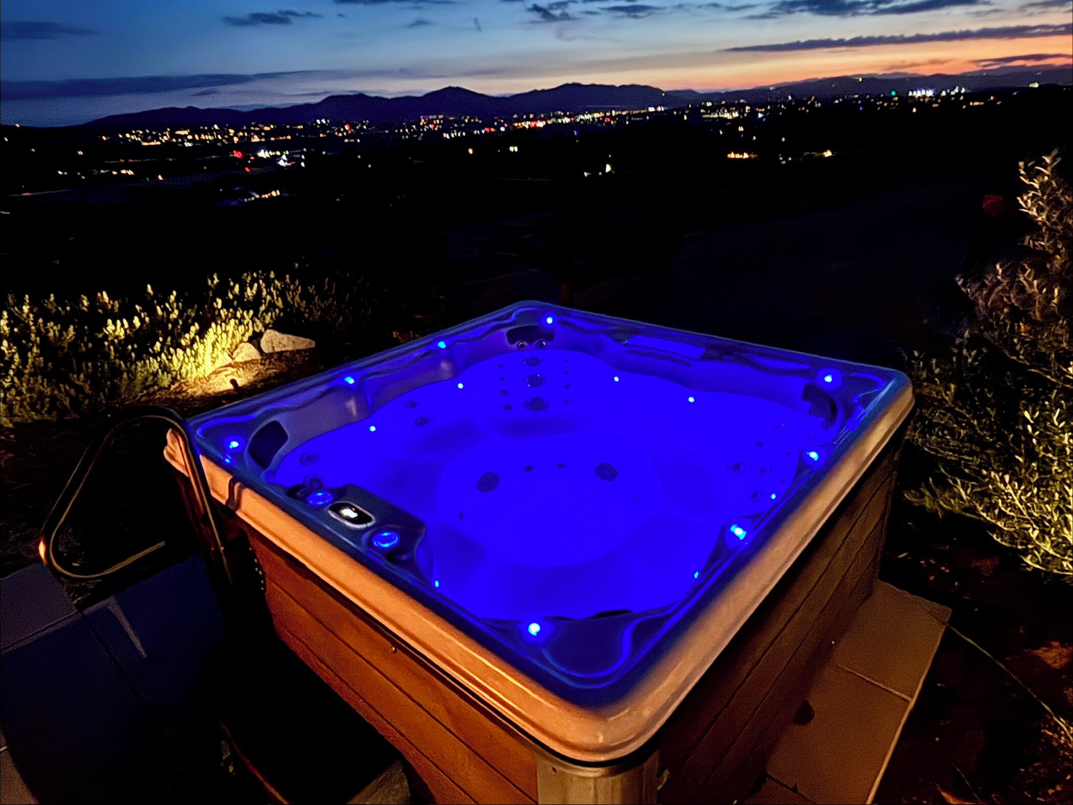 Bain à remous extérieur