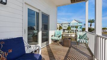 House, Multiple Beds (Sea La Vie) | Terrace/patio