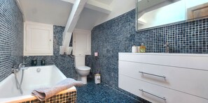 Hair dryer - 2-bedroom apartment in central Cannes with terrace - 800 metres from La Croisette (Cannes)