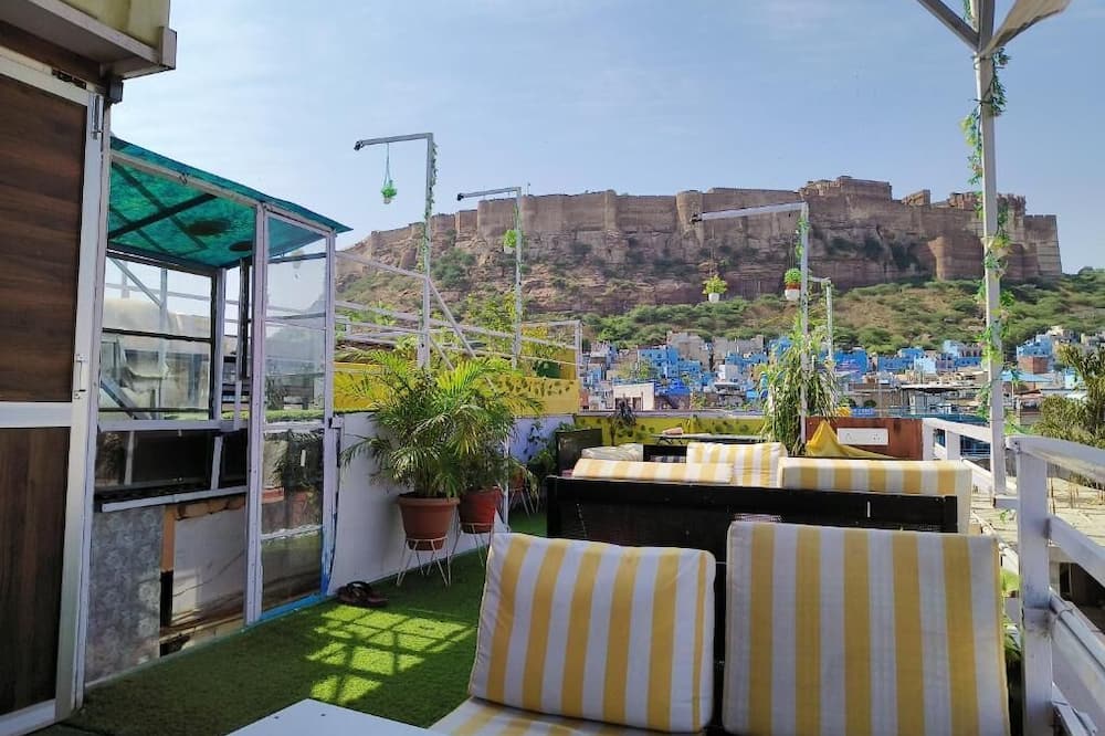 Shivam Guest House