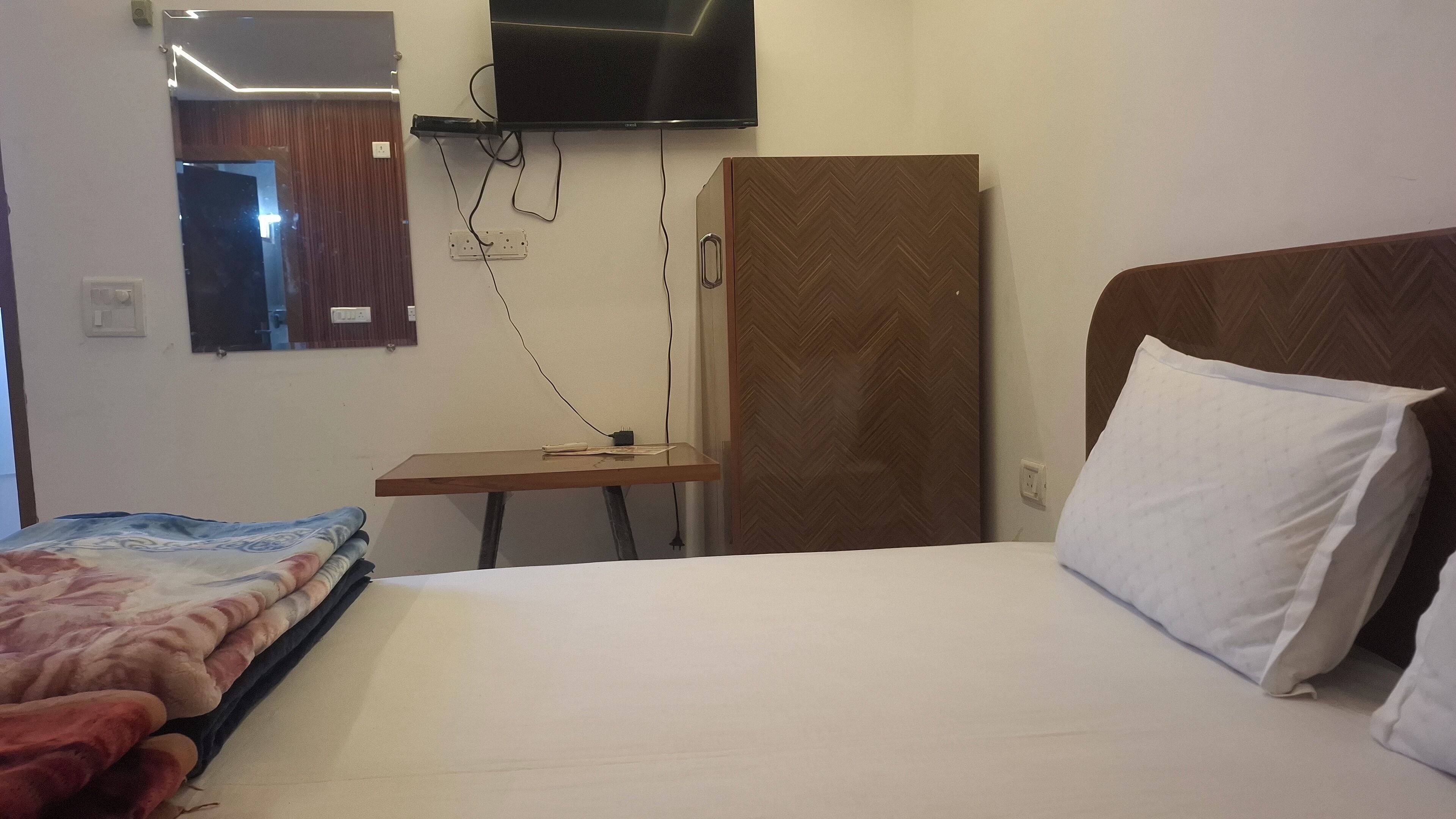 Classic Double or Twin Room | Free WiFi