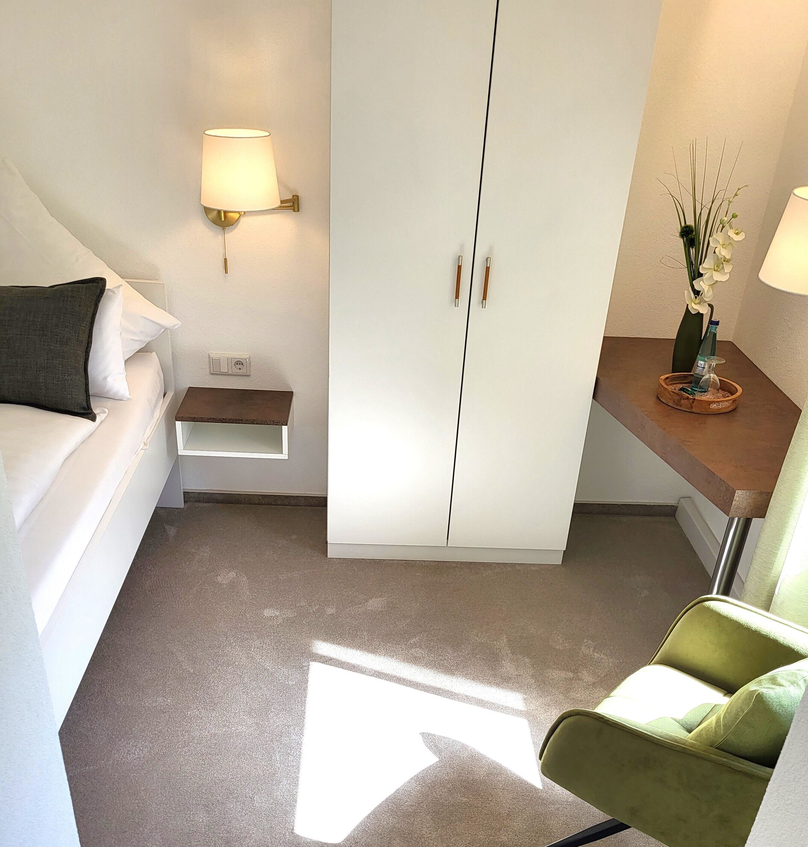 Standard Single Room | Free WiFi