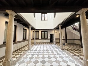 Reception - Apartamentos Albaicín Centro 3000 (Granada)