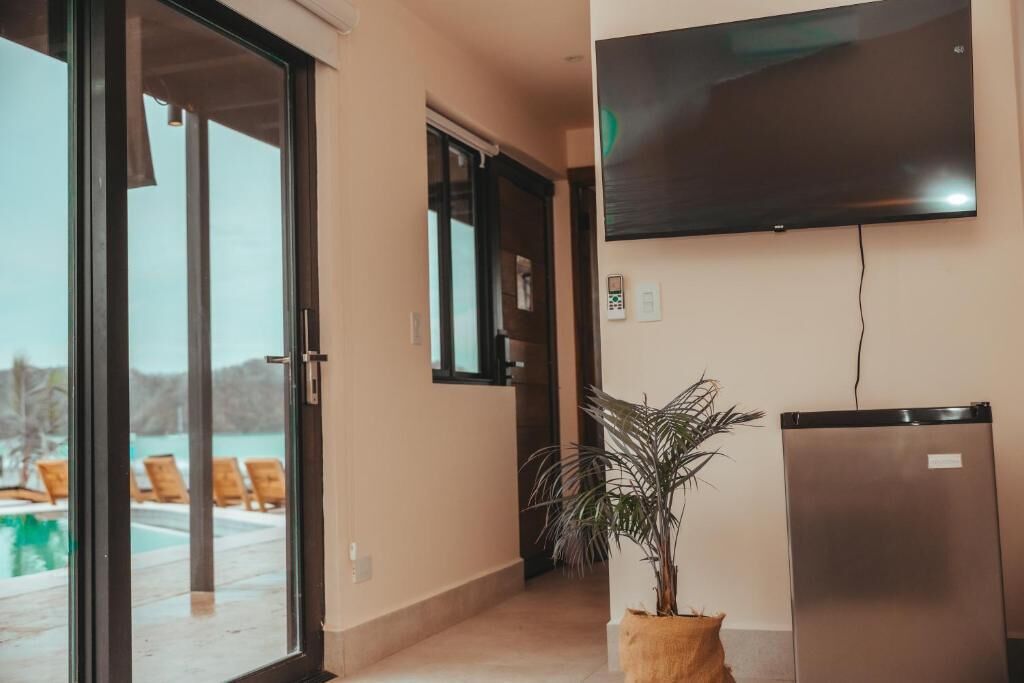 Suite, Poolblick | Wohnbereich