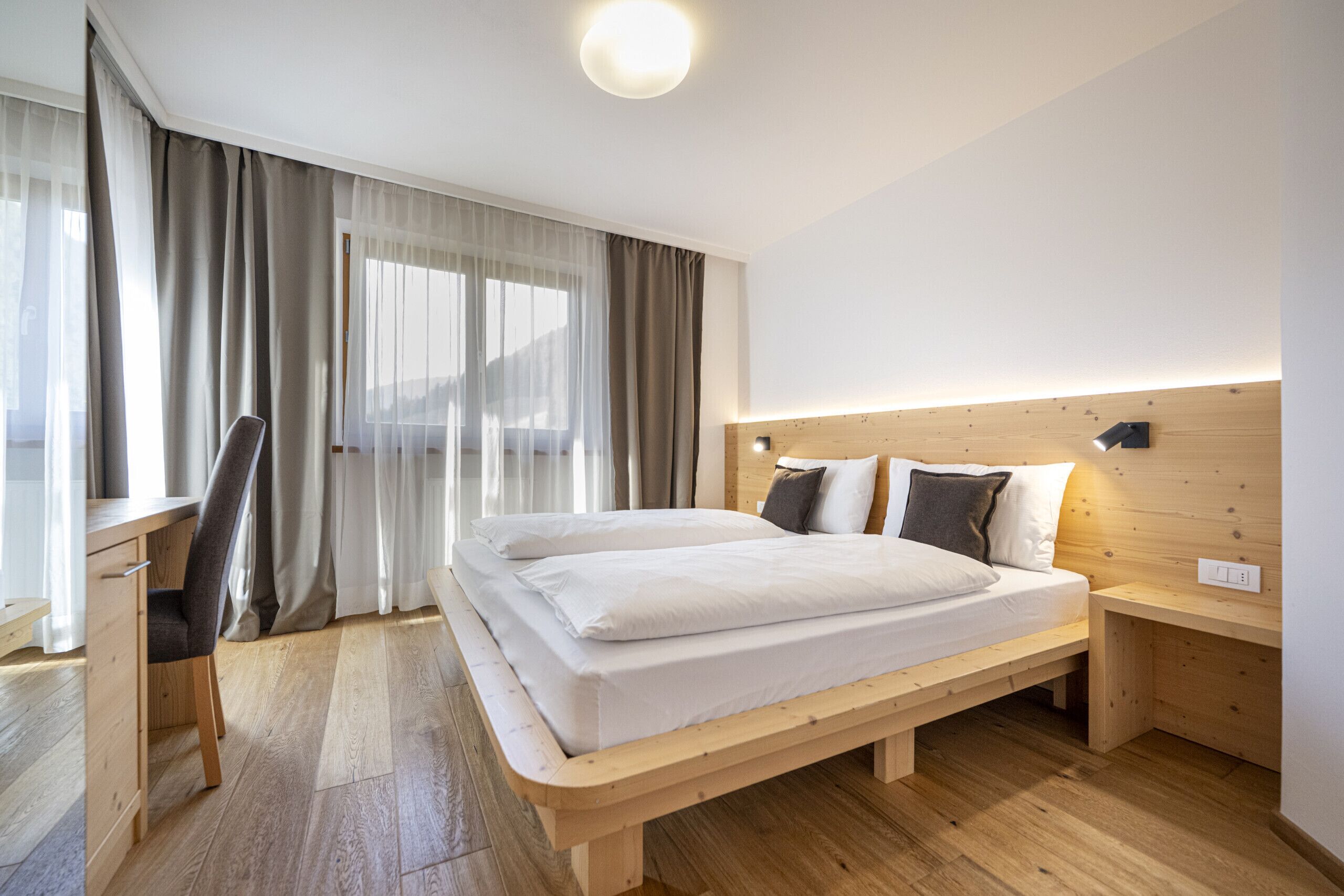 2 bedrooms, WiFi (free), bed sheets