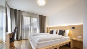 2 bedrooms, free WiFi, bed sheets - 1012A Apartments Monica (Santa Cristina Valgardena)