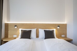 2 bedrooms, free WiFi, bed sheets - 1012A Apartments Monica (Santa Cristina Valgardena)