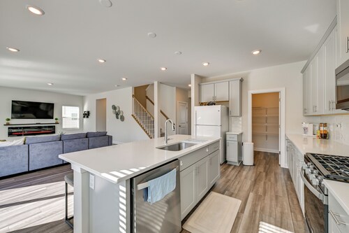 Pool Access + Patio: Quiet Home Near Lake Norman