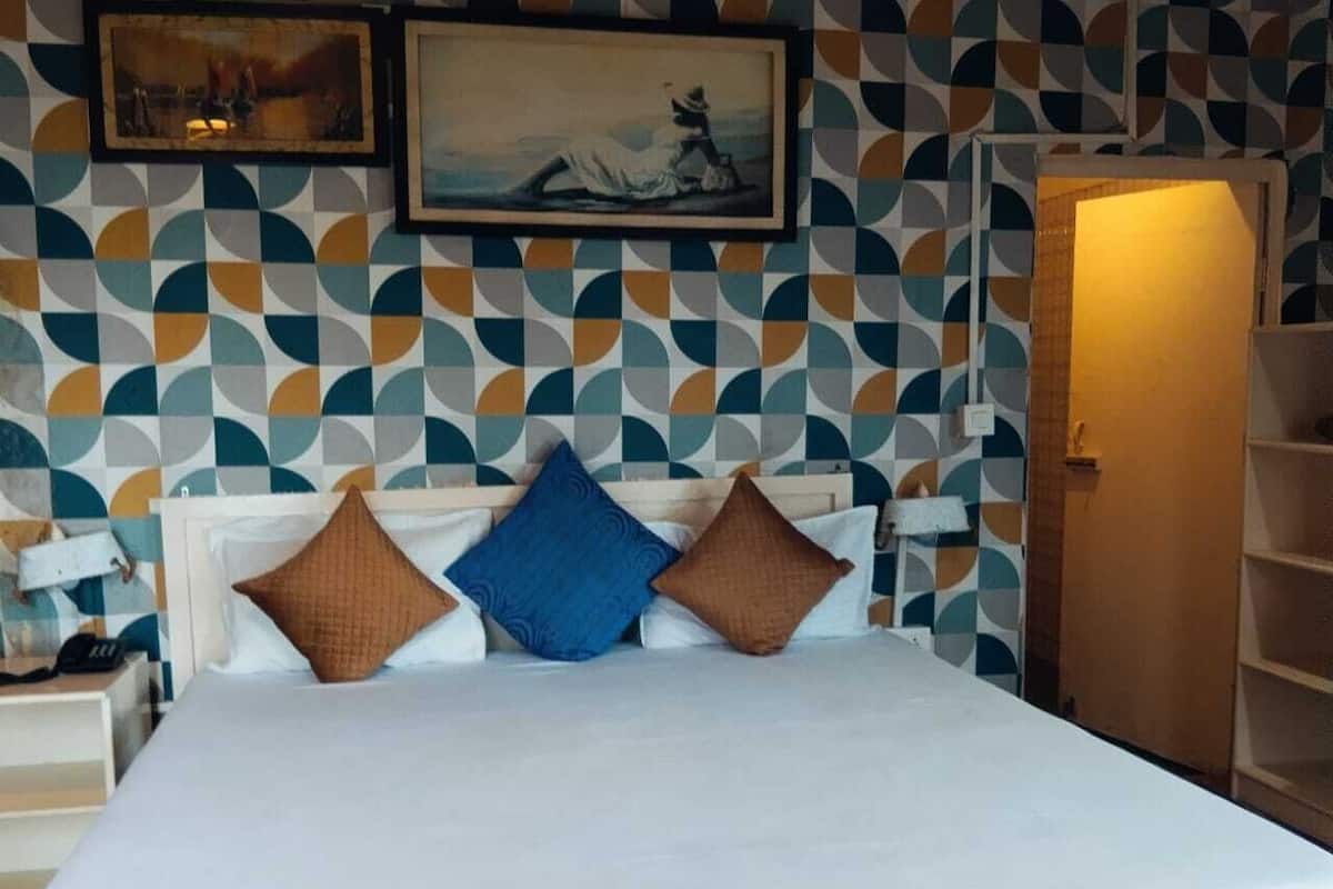 Economy Double Room, Balcony, Mountain View | Free WiFi