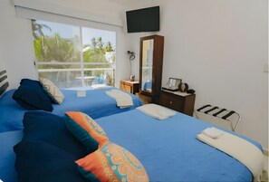 Iron/ironing board, Internet, bed sheets - WHOLE HOUSE 3 BEDROOMS ACAPULCO DIAMANTE (Acapulco de Juárez)
