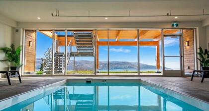 310 | Luxury Condo The Serenity | View and Pool