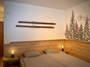 Iron/ironing board, WiFi, bed sheets - Cozy studio Leukerbad! (Leukerbad)