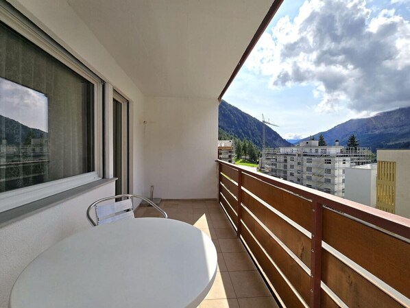 Terrace/patio - Large 1 bedroom - free parking - dream views- (Leukerbad)