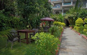 屋外ダイニングエリア