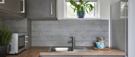 Enkelrum - icke-rökare - utsikt mot staden | Eget kök