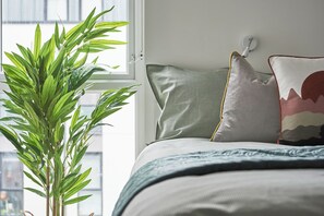 Single Room, Non Smoking, City View | Desk, laptop workspace, free WiFi - Student Only The Quarry (Falmouth)