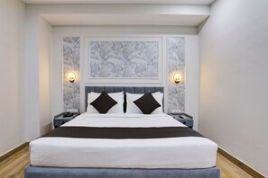 Deluxe Double Room, City View | Iron/ironing board, free WiFi