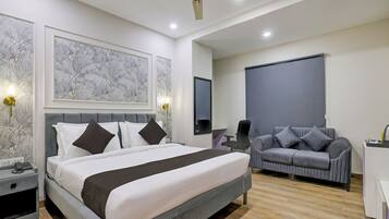 Superior Double Room, City View | Iron/ironing board, free WiFi