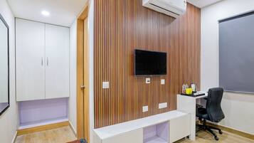 Tabla de planchar con plancha y wifi gratis