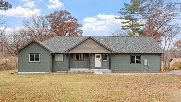Maison (3 Bedrooms) | Extérieur