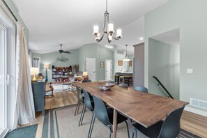 House (3 Bedrooms) | Property amenity