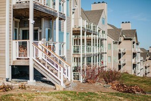 Exterior detail - Firefly on The Ridge: Stunning Mountain Views (Wintergreen Resort)