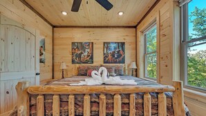 Ferienhütte, Mehrere Betten (Lamon's Loop #2627) | 2 Schlafzimmer
