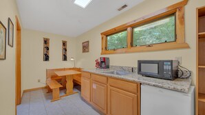 Ferienhütte, Mehrere Betten (Mountain Haven Views #345) | Innenbereich