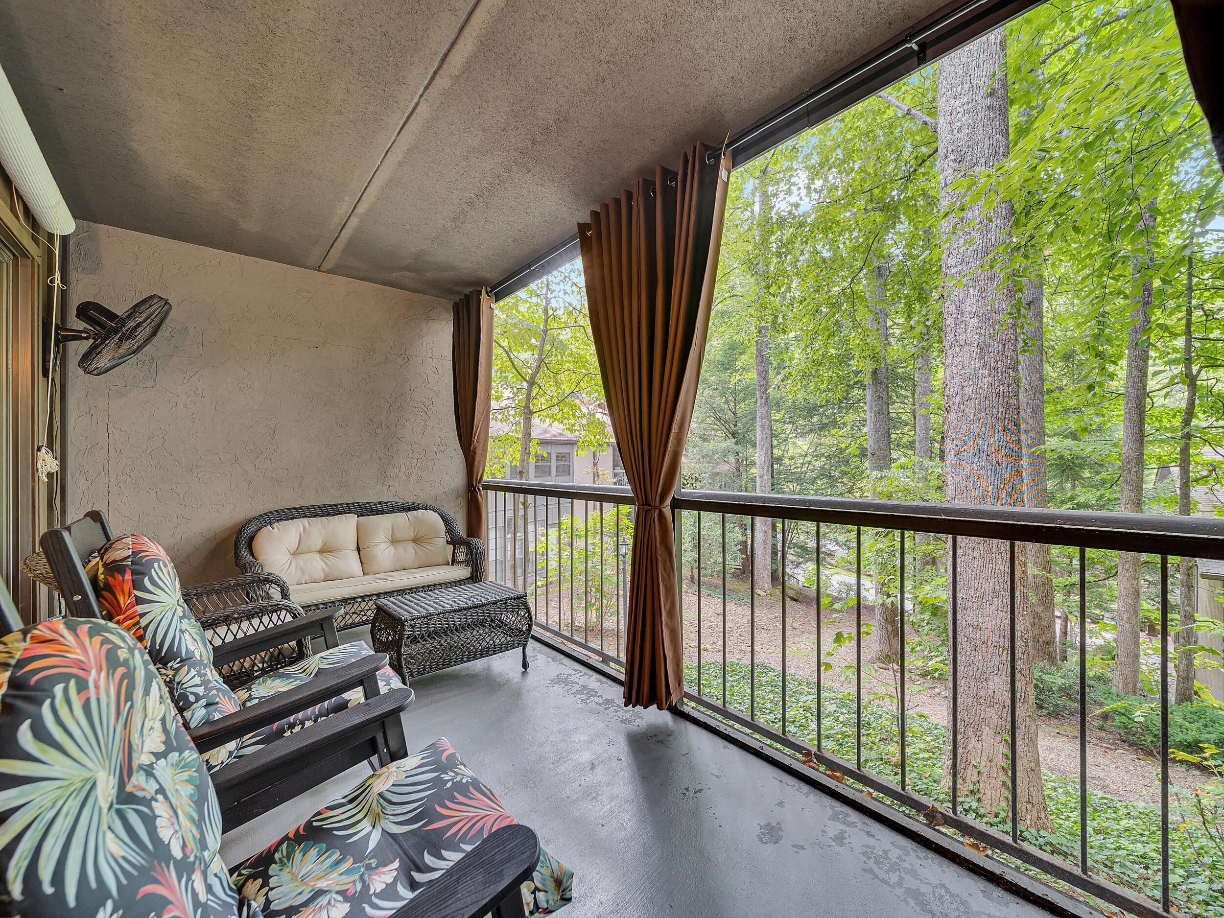 Condo, Multiple Beds (Bear Hug Hideaway #368) | Property grounds