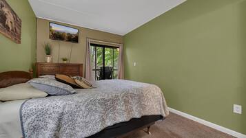 Condo, Multiple Beds (Come On Ober #367) | 3 bedrooms