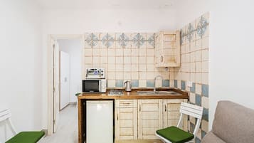 Standard Apartment | Living area